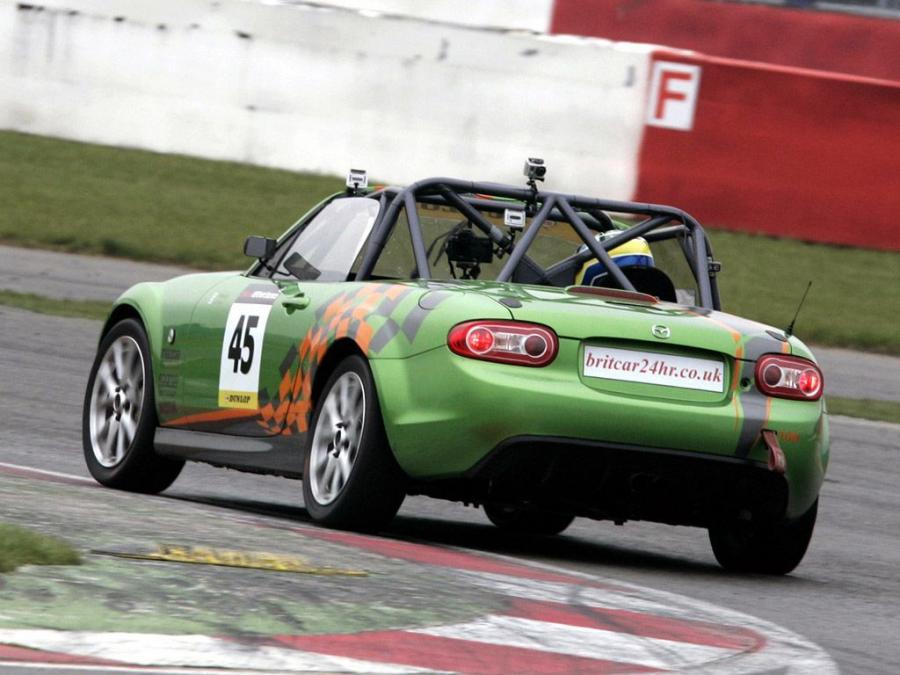  Mazda MX-5 GT Race Car 2011 года  (фото 14 из 27)
